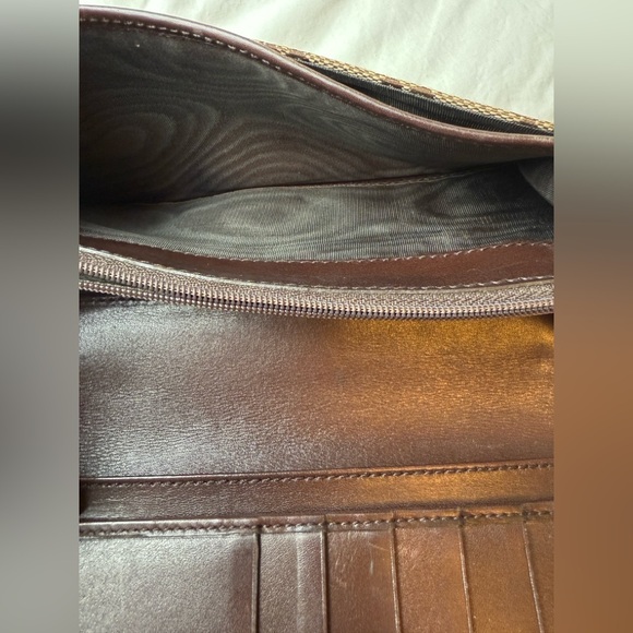 Gucci Britt GG Logo Signature Canvas Leather Continental Bi Fold Zip Wallet - Picture 8 of 10